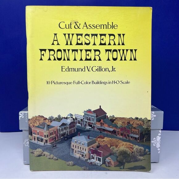 1979 Cut & Assemble A Western Frontier Town Book NEW - Picture 1 of 5